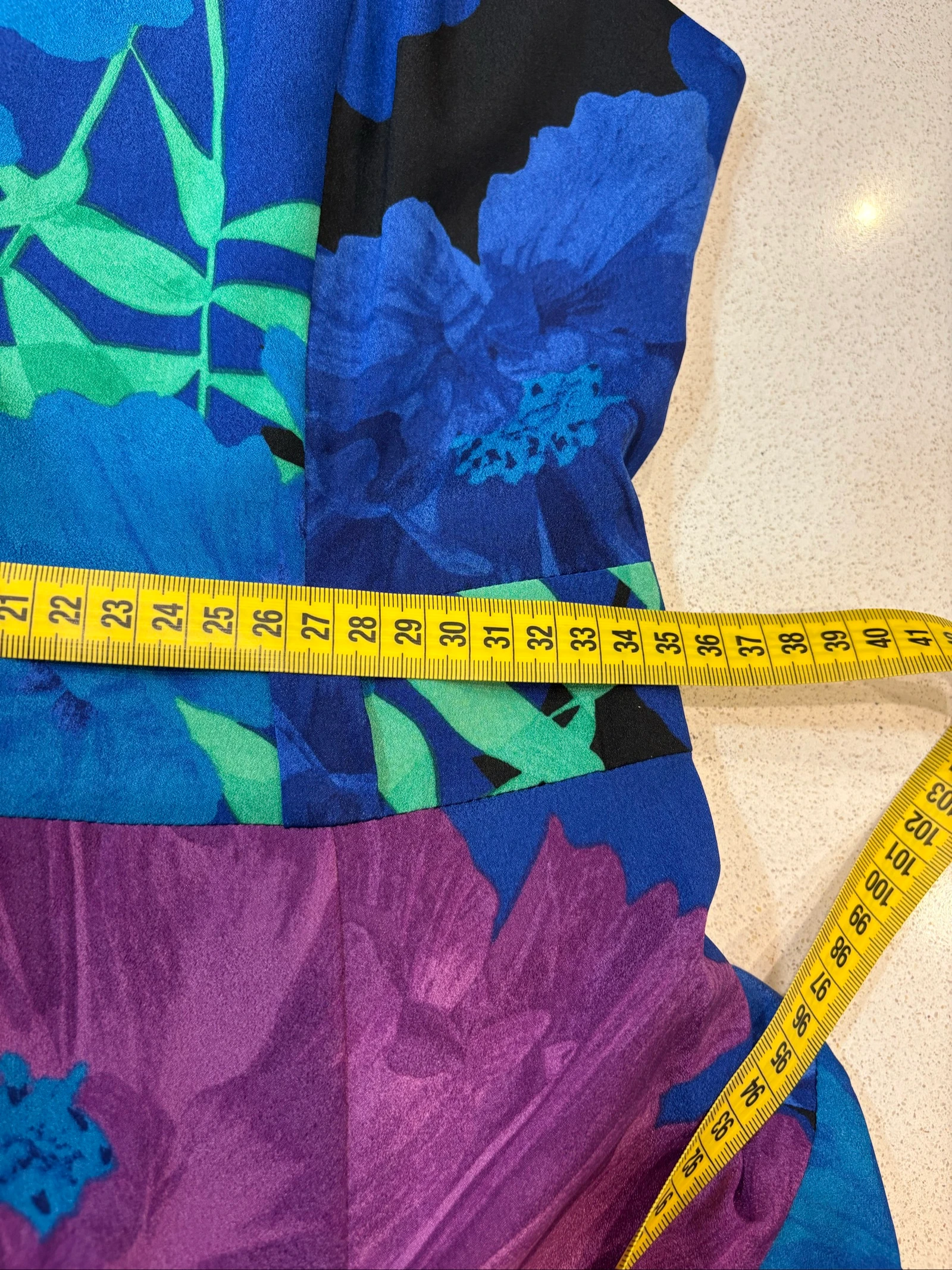 Calvin Klein jurk met bloemenprint blauw/paars, asymmetrisch, maat 4 (US) maat 36/38 – photo 15